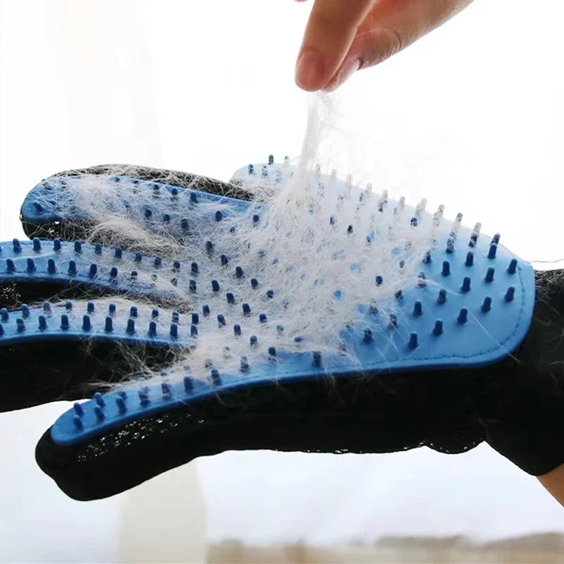 Pet Grooming Gloves - Deshedding & Massage Brush for Cats & Dogs